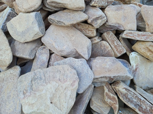 Златолит жёлтый, жёлто-зелёный глыбки и валуны для ланшафтного дизайна купить в Республике Якутия