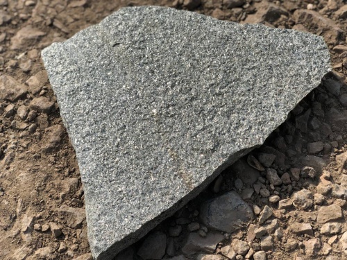 Плитняк златолит Уральский для цоколя, отмостки купить в Республике Якутия