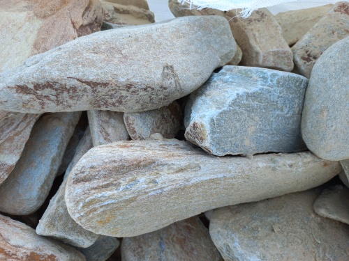 Златолит жёлтый, жёлто-зелёный глыбки и валуны для ланшафтного дизайна купить в Республике Якутия