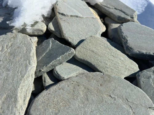 Плитняк златолит зелёный галтованный для цоколя купить в Республике Якутия