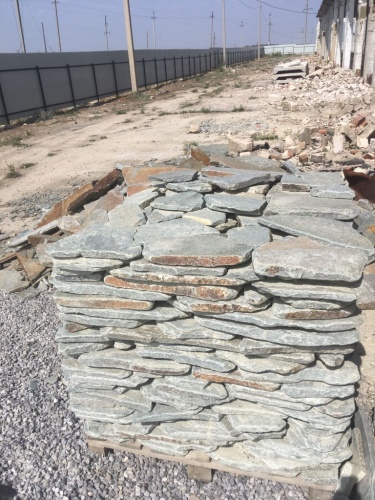 Златолит серебристый галтованный для лестниц купить в Республике Якутия