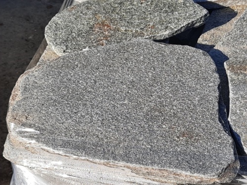 Златолит серебристый галтованный для лестниц купить в Республике Якутия