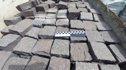Лемезит колотая брусчатка 10 * 10 см. для парковки купить в Республике Якутия